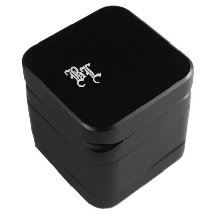Black Leaf Aluminium Grinder CUBY 4-part black